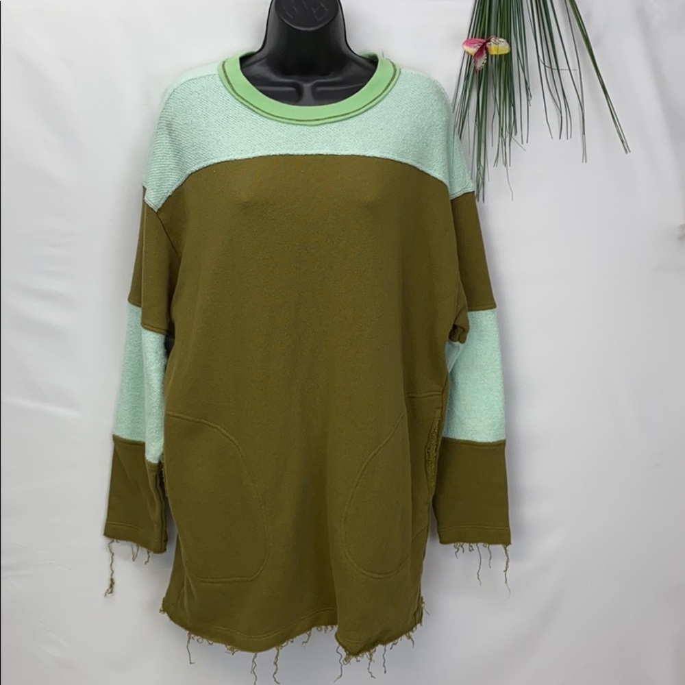 Free people oversize sweater size Xsmall